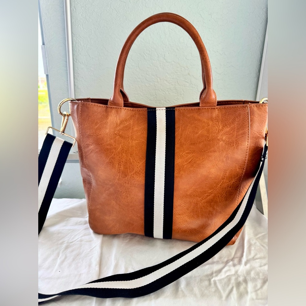 Social Threads x Motherchic Camel Stripe Tote Bag Convertible Crossbody Satchel - Picture 13 of 16